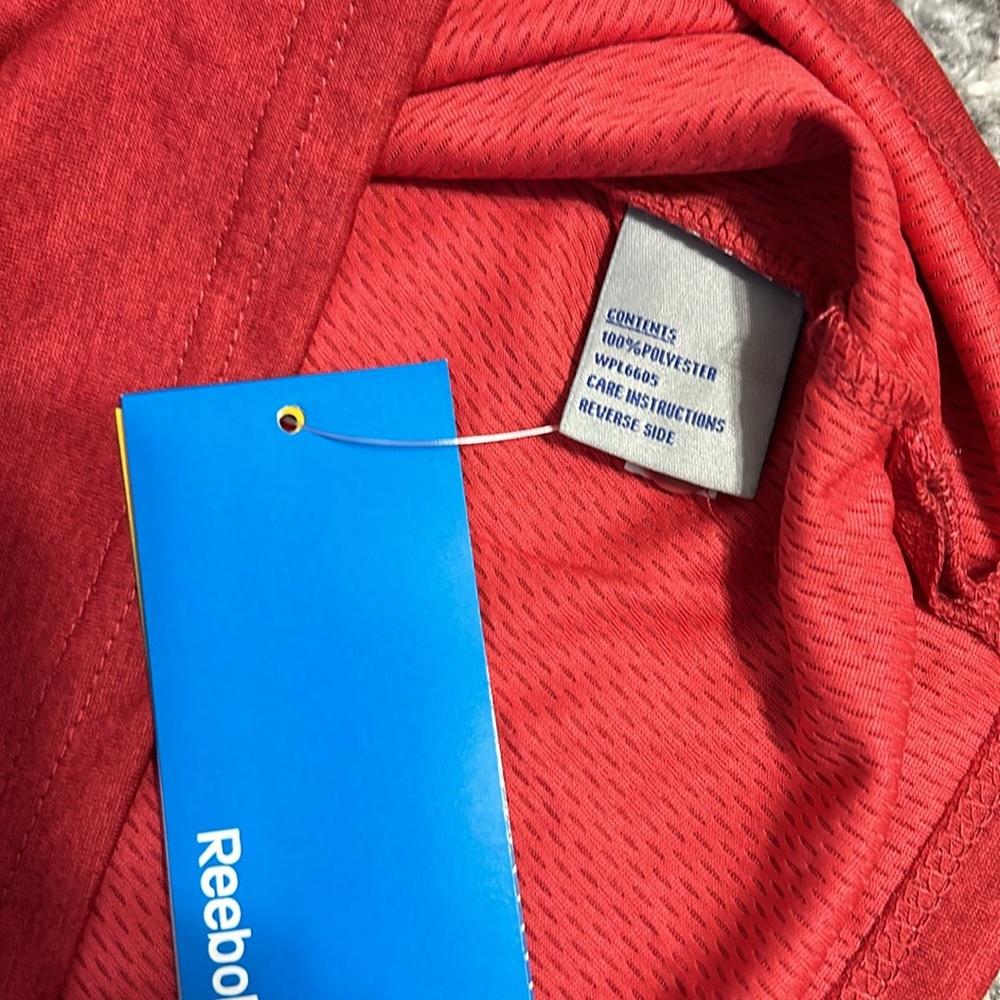Reebok short sleeve shirt - Picture 8 of 8